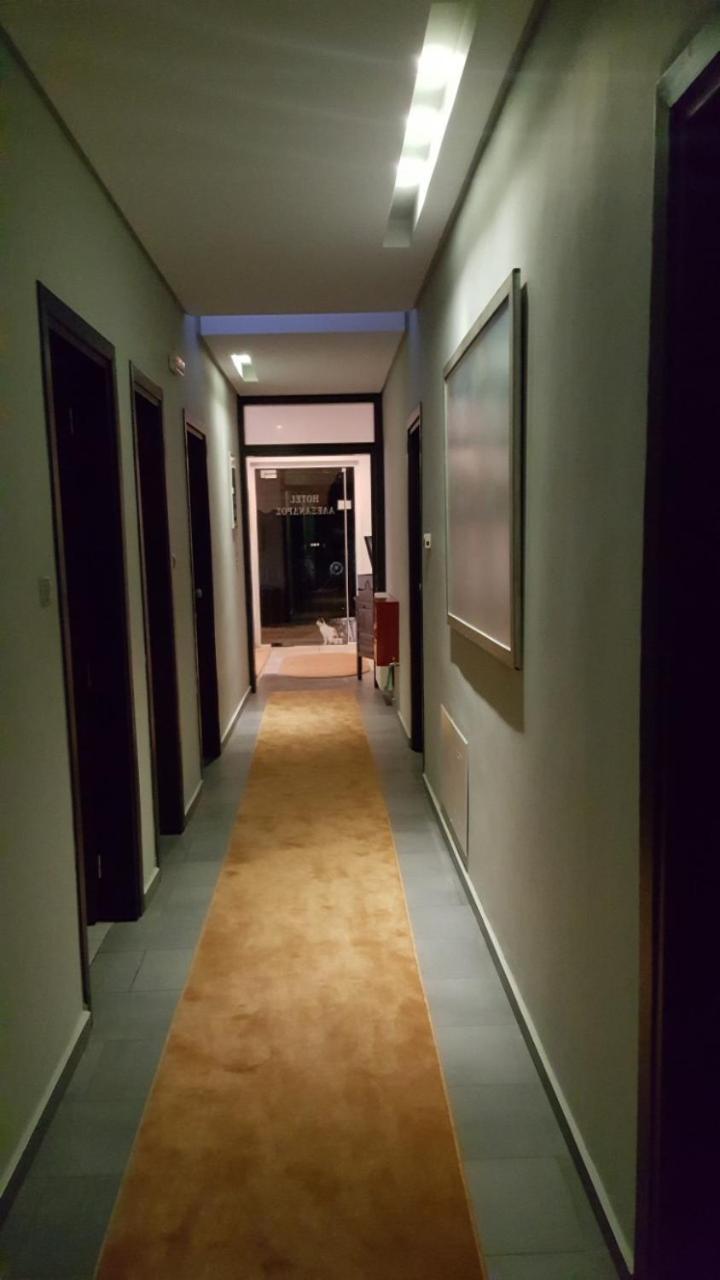 Aparthotel Alexandros Kamena Vourla