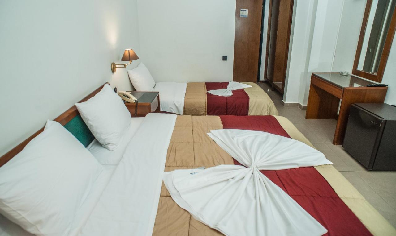 Aigli Hotel 2*