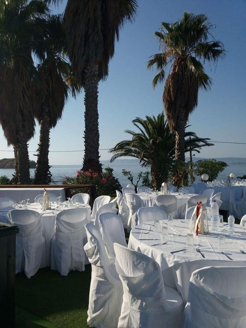 Clara Hotel Petra (Lesbos)