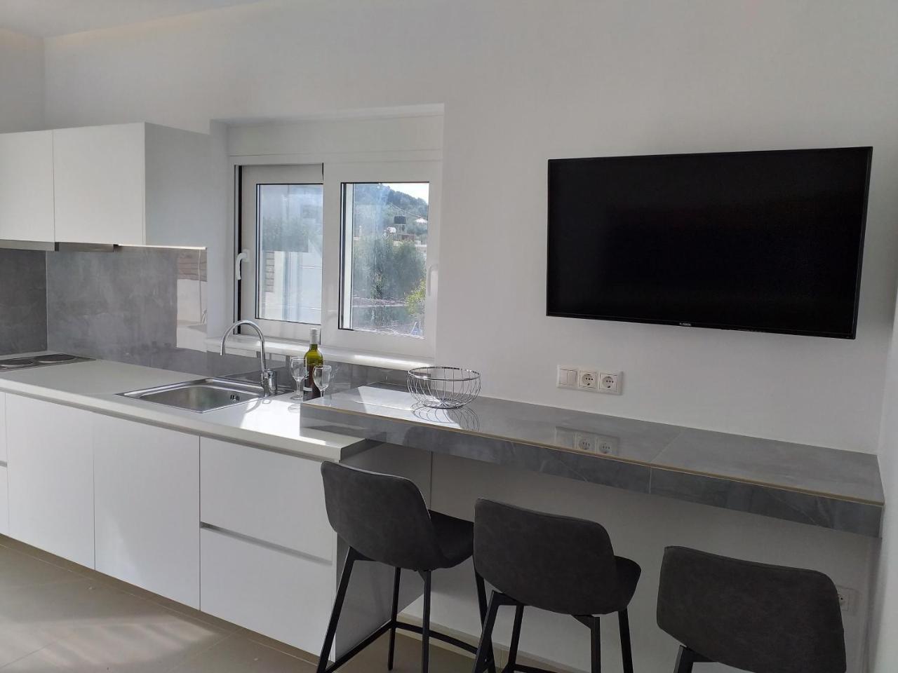 Aestas Apartment Agia Marina (Crete)