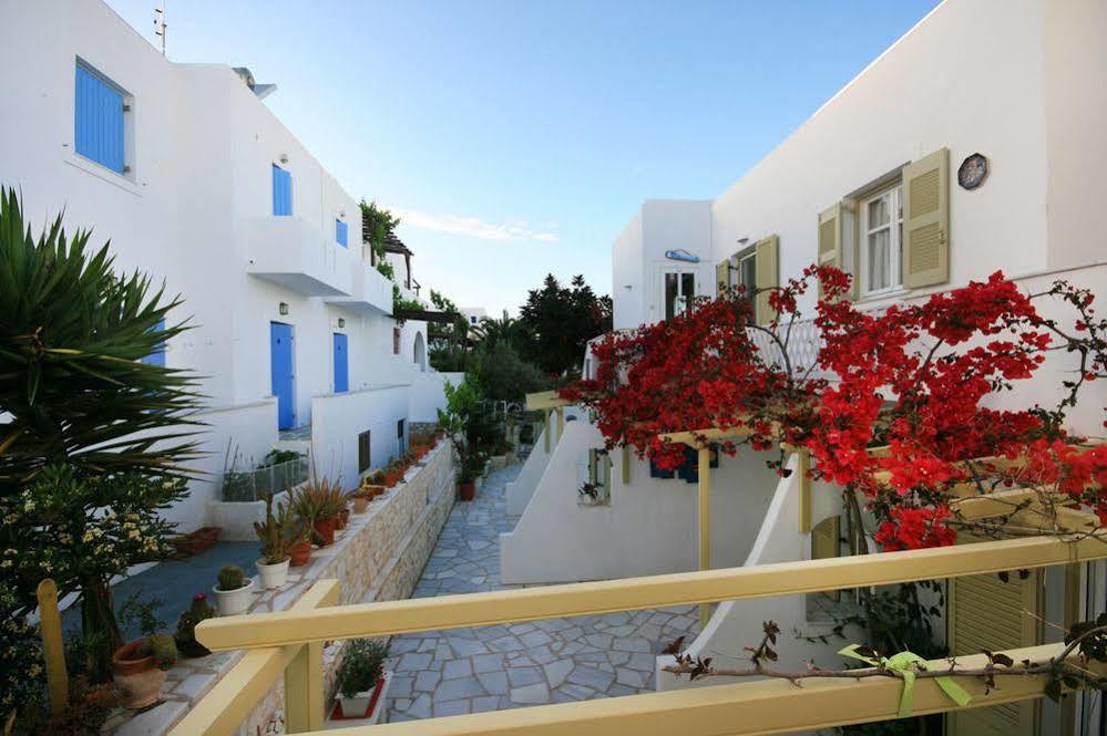 Leonardos * Naousa (Paros)