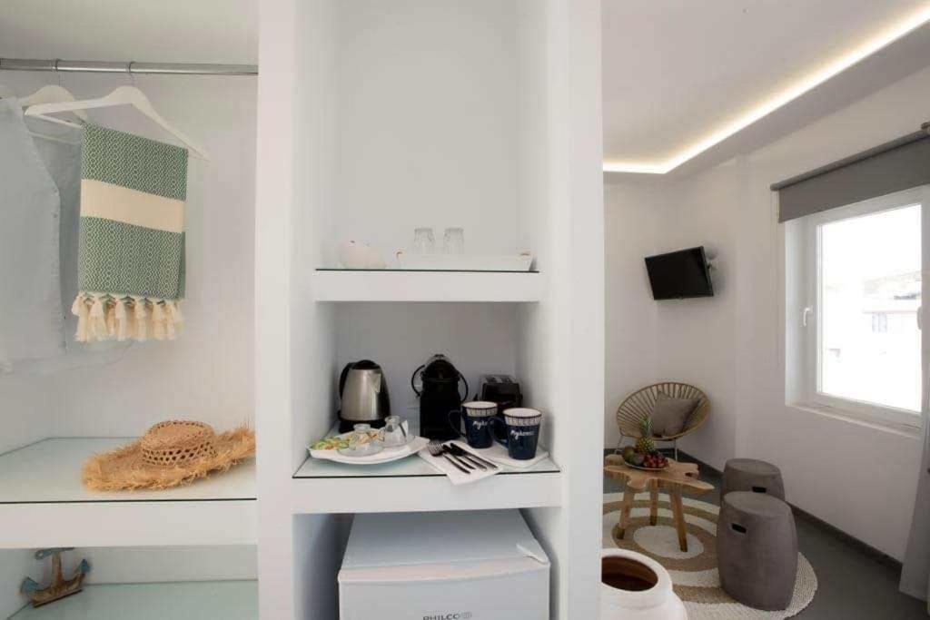 Jonaz Rooms & Suites