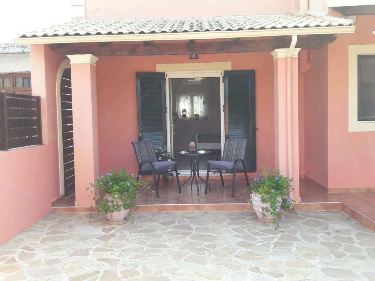 Amaryllis Boutique Apartment Moraitika