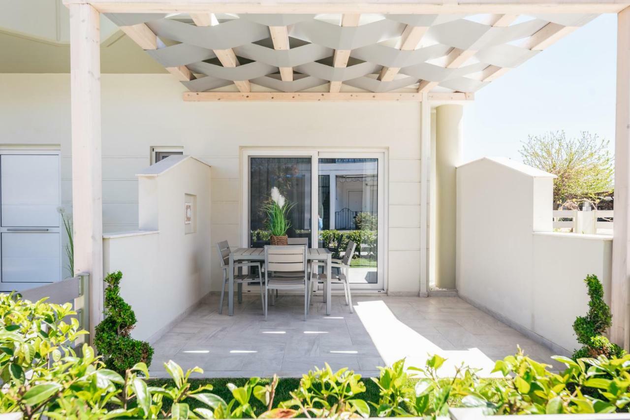 Minthi Boutique Apartment Hanioti