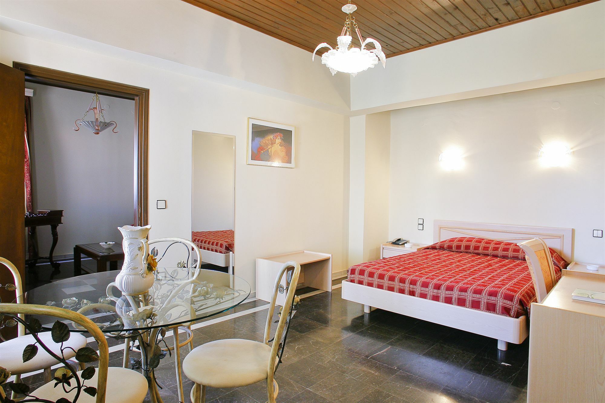 Grecian Castle Chios Hotel 4*