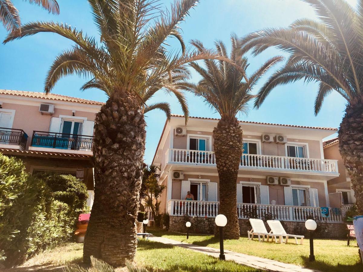 Roula Kotsonis Superior Aparthotel