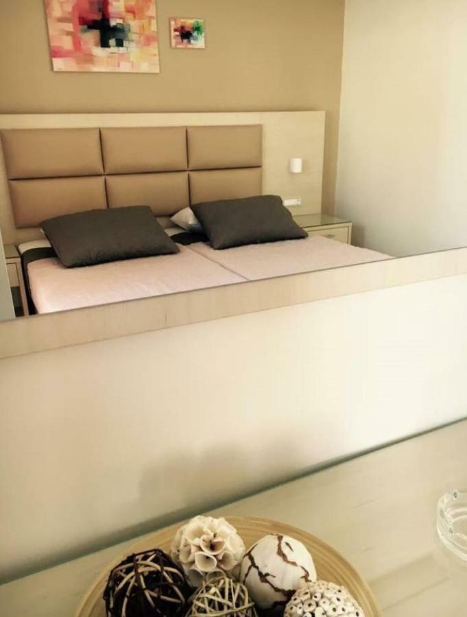 Roula Kotsonis Superior Aparthotel Argassi