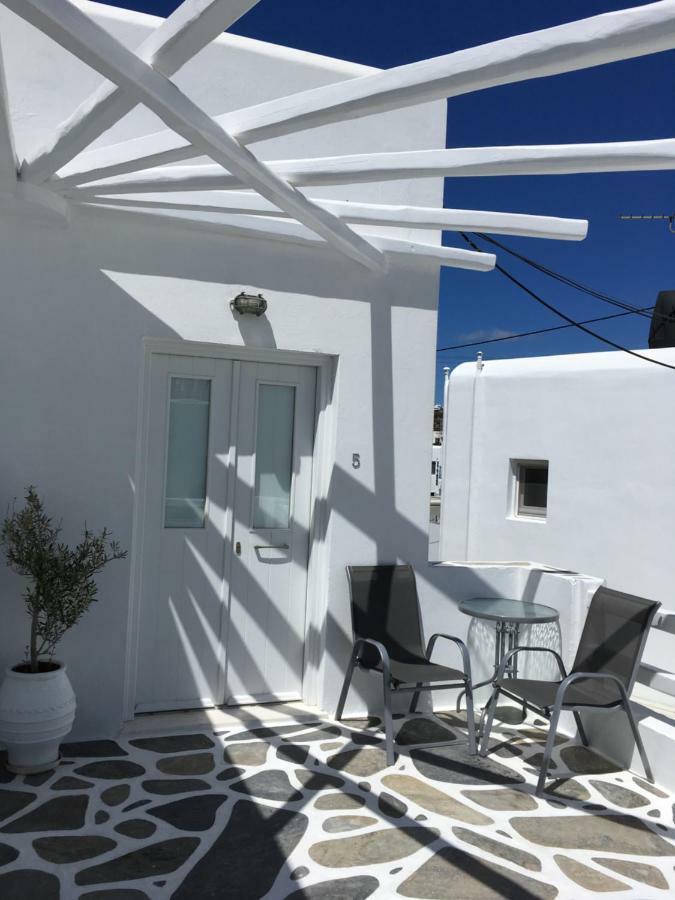 Guest house White Myth