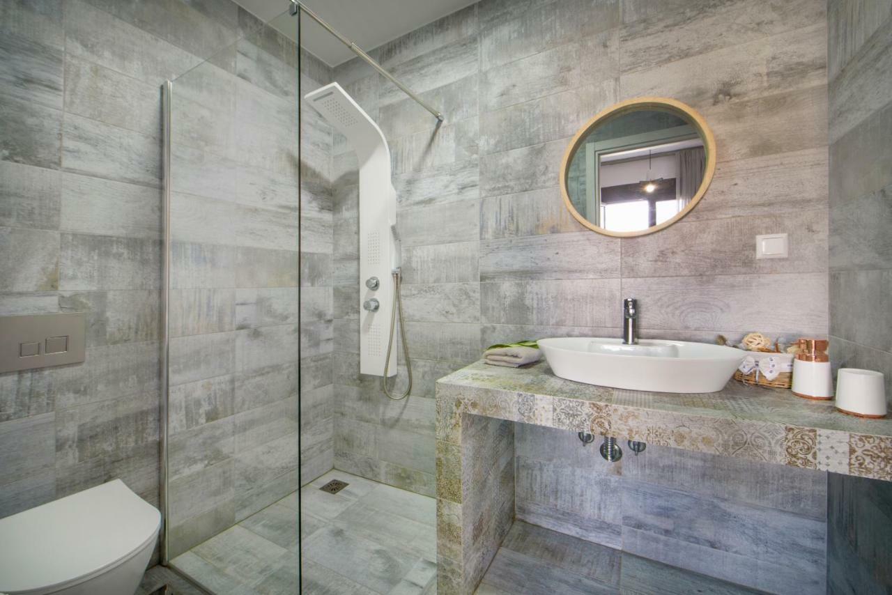 Meltemi Luxury Hotel Nea Roda