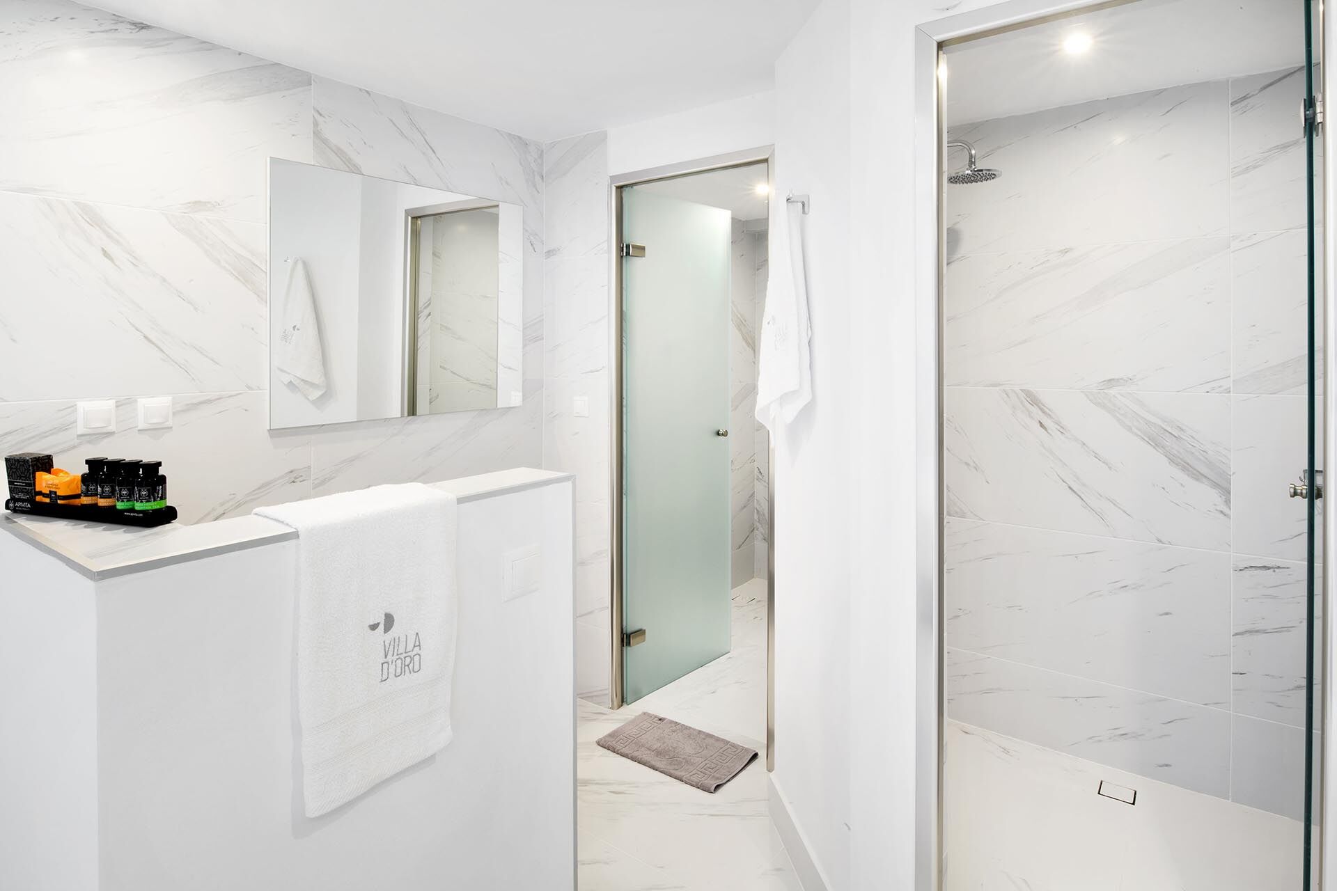 D'oro - Luxury & Paliouri