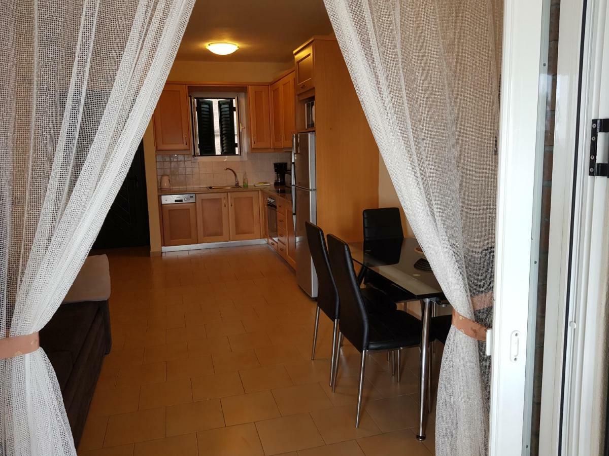 Glyfada Beachfront Housel Ab4g Apartment