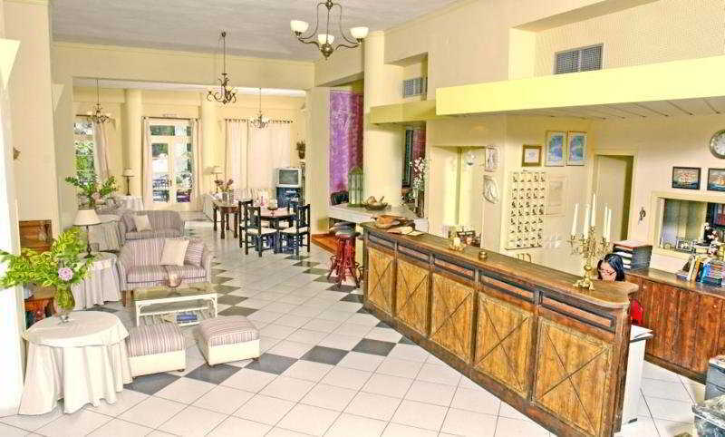 Clara Hotel