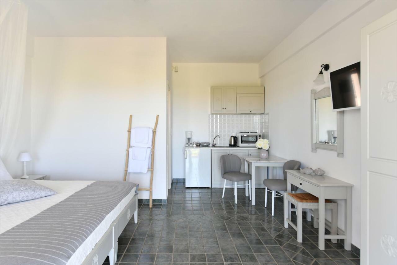 Aparthotel Agrabeli Paros 3*