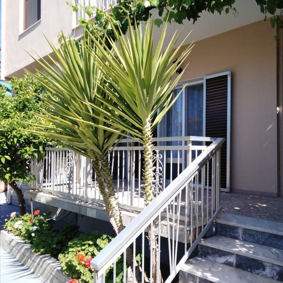 Apartment Sofia's Garden