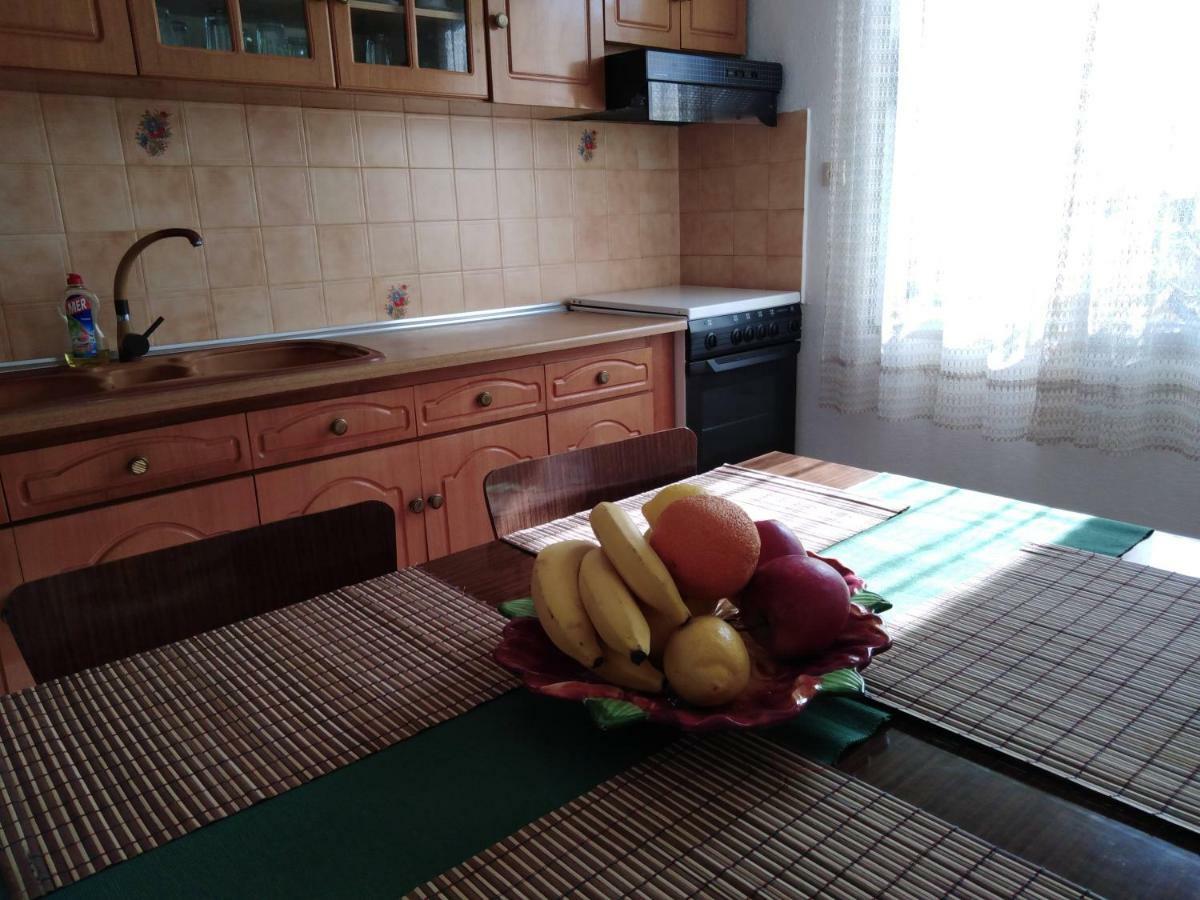 Sofia's Garden Apartment *