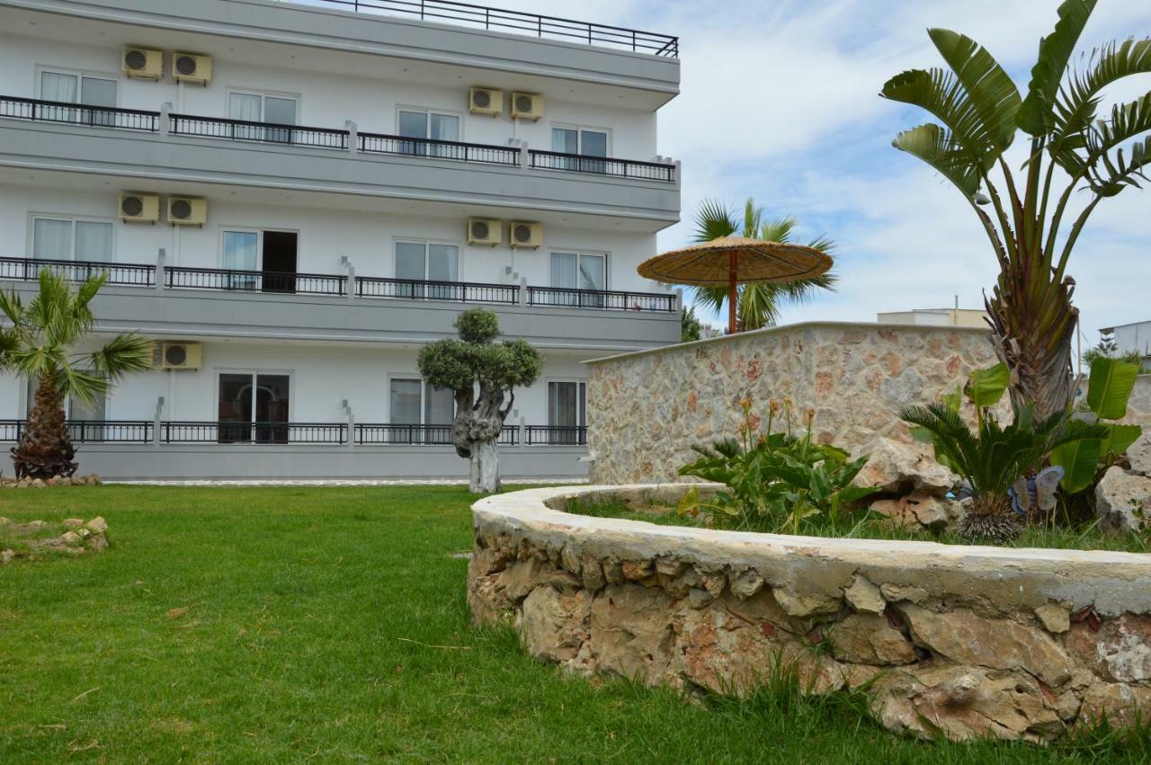 Kostas Studios Apartment Faliraki