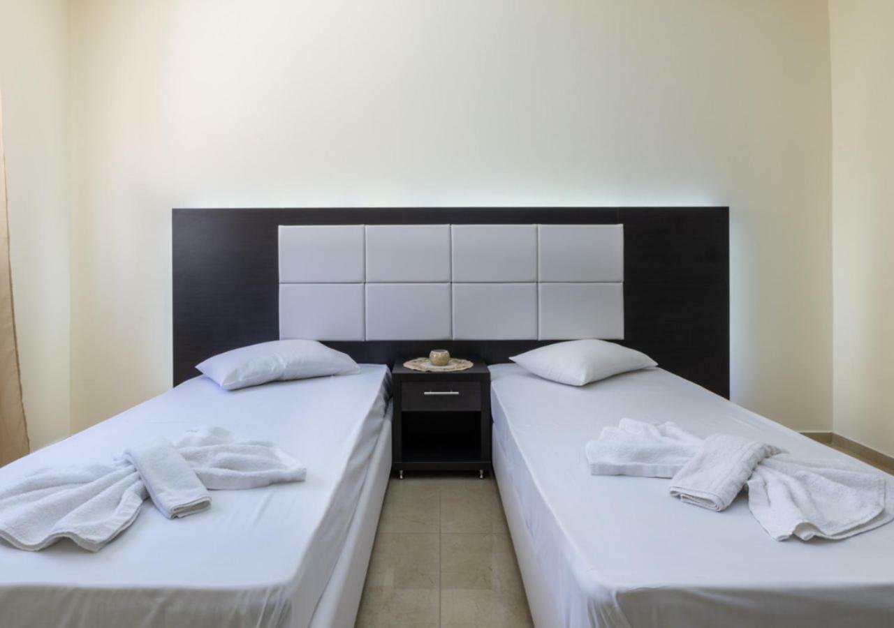 Antonis Deluxe Apartment