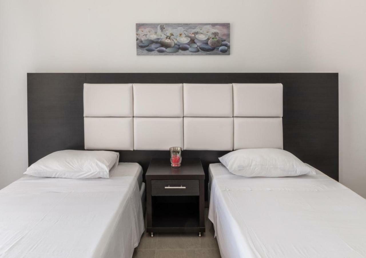 Antonis Deluxe Apartment
