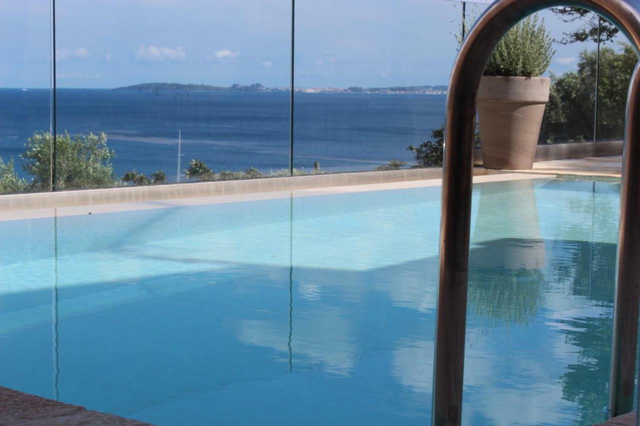 Renata Gold Villa