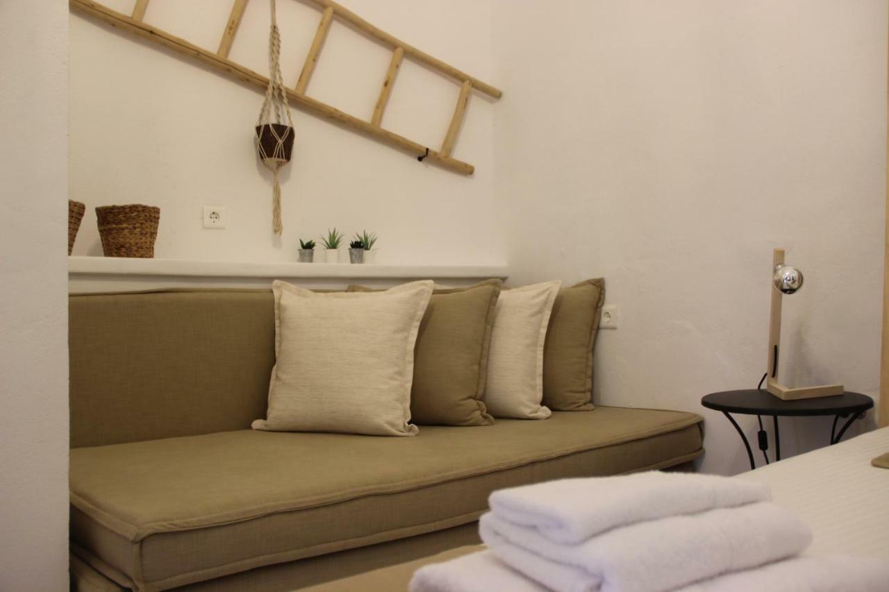 Gerania Milos Apartment