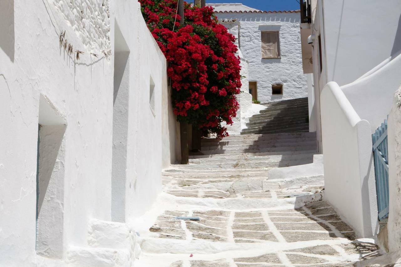 Messaria 3* Kythnos