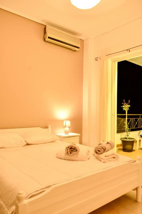 Dolphin Villa Kalamata
