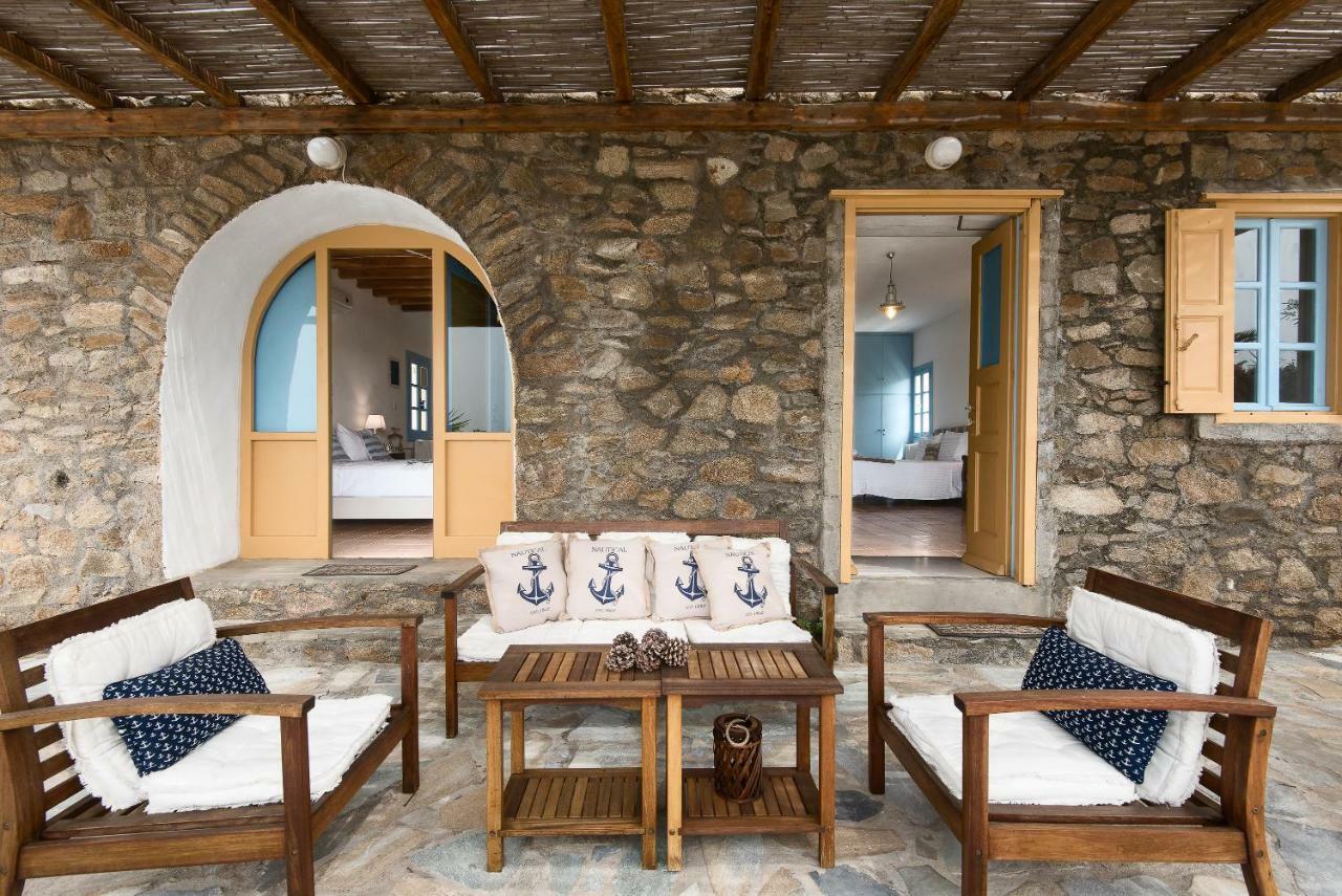 Anerousses Mykonian Traditional * Houlakia (Mykonos)