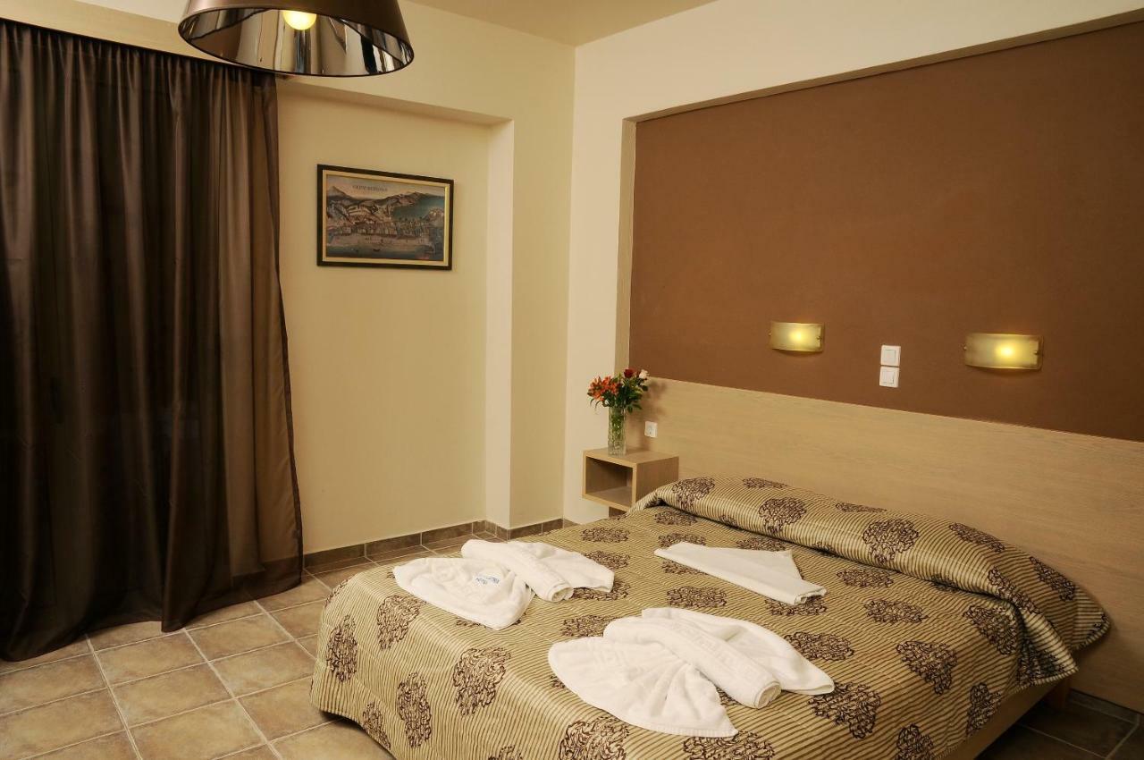 Stella-katrin Platanes (Rethymno)