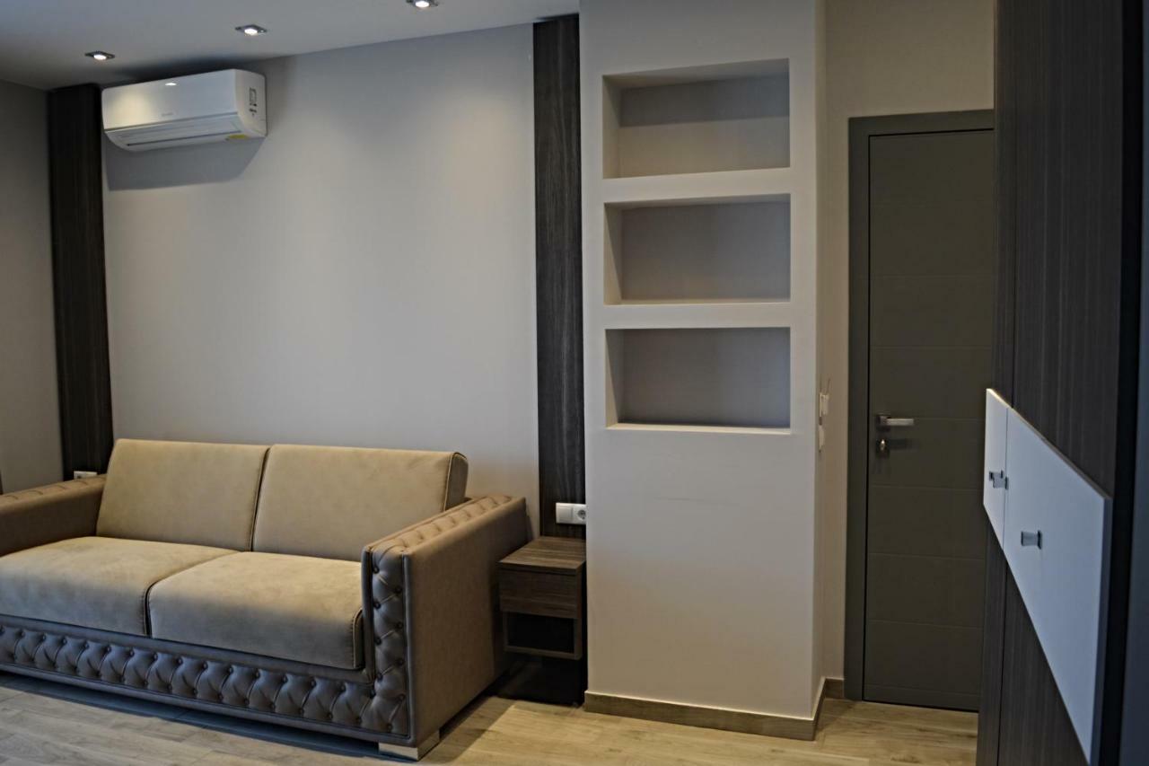 Phaethon & Apartment
