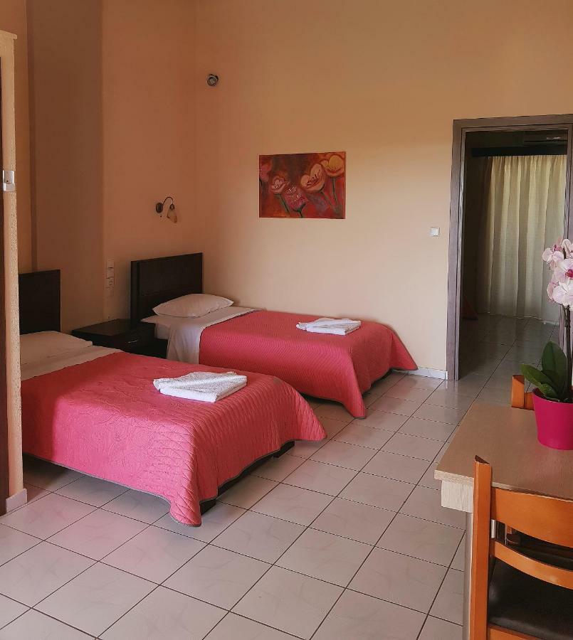 Aparthotel Kalamitsi