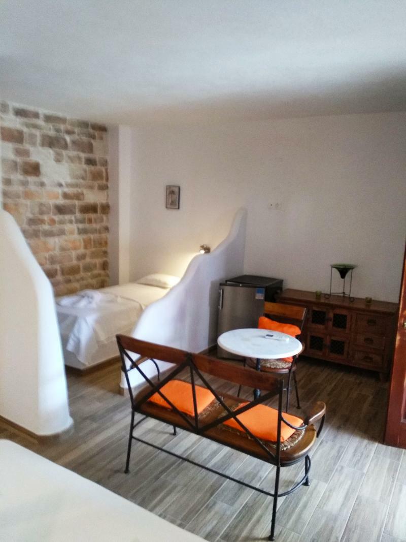 Naxos Summerland 3*