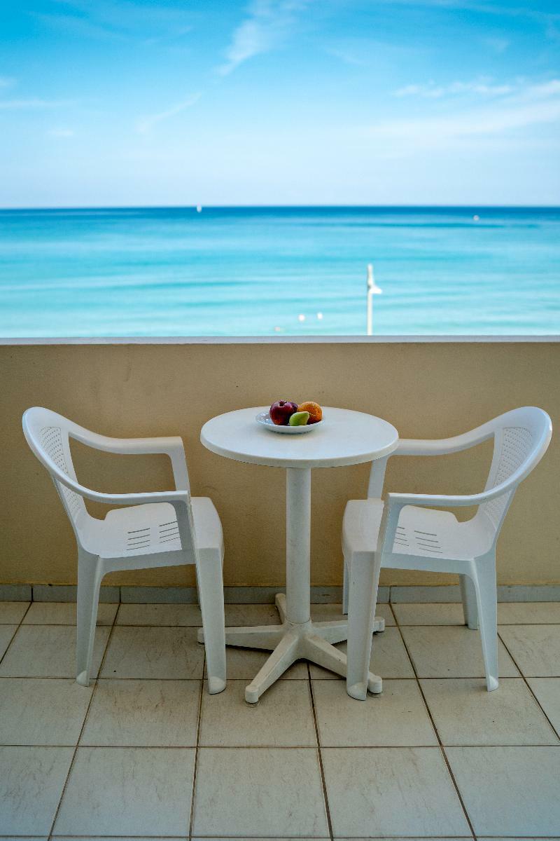Ostria Apartment *