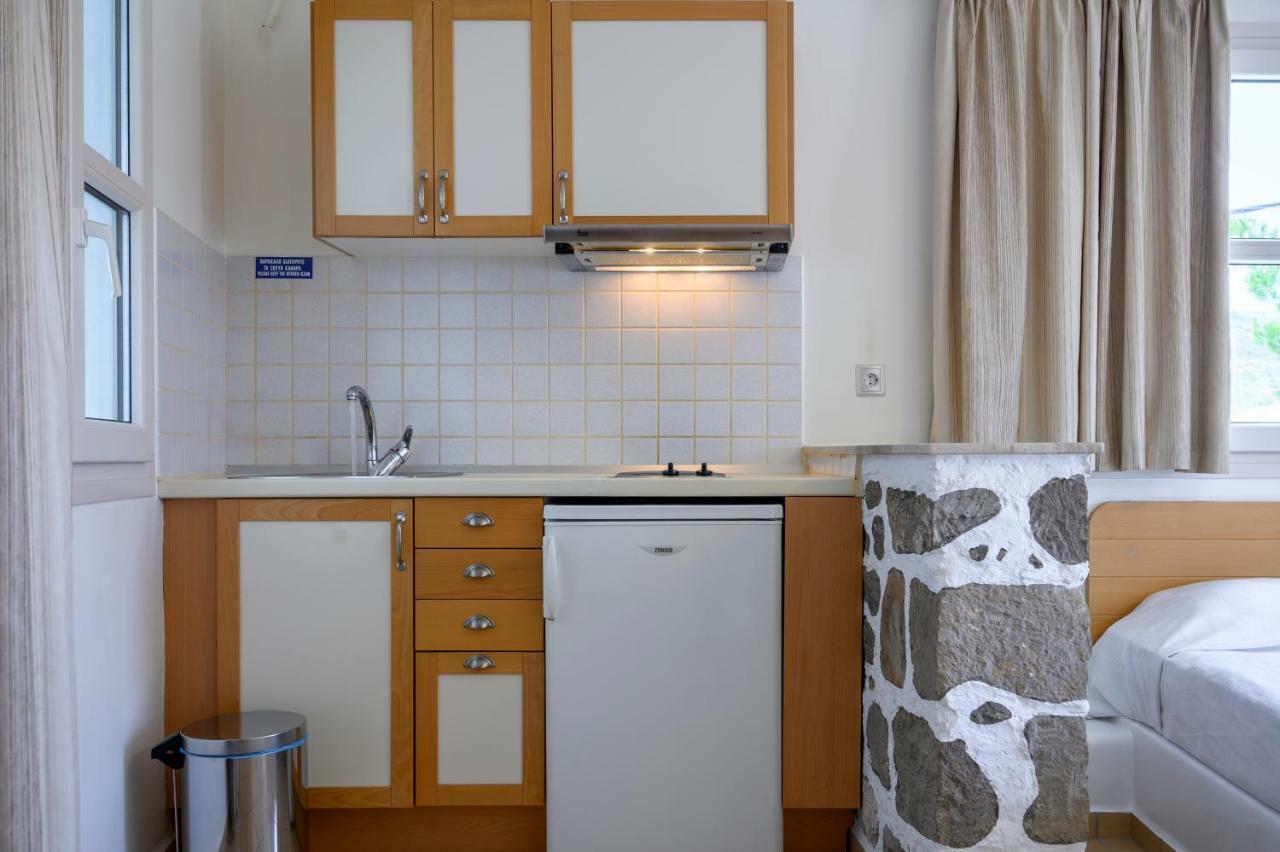 Filoxenia Aparthotel 2*