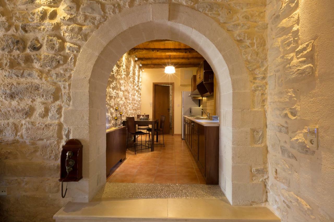 Arcus Suites Hotel 4*