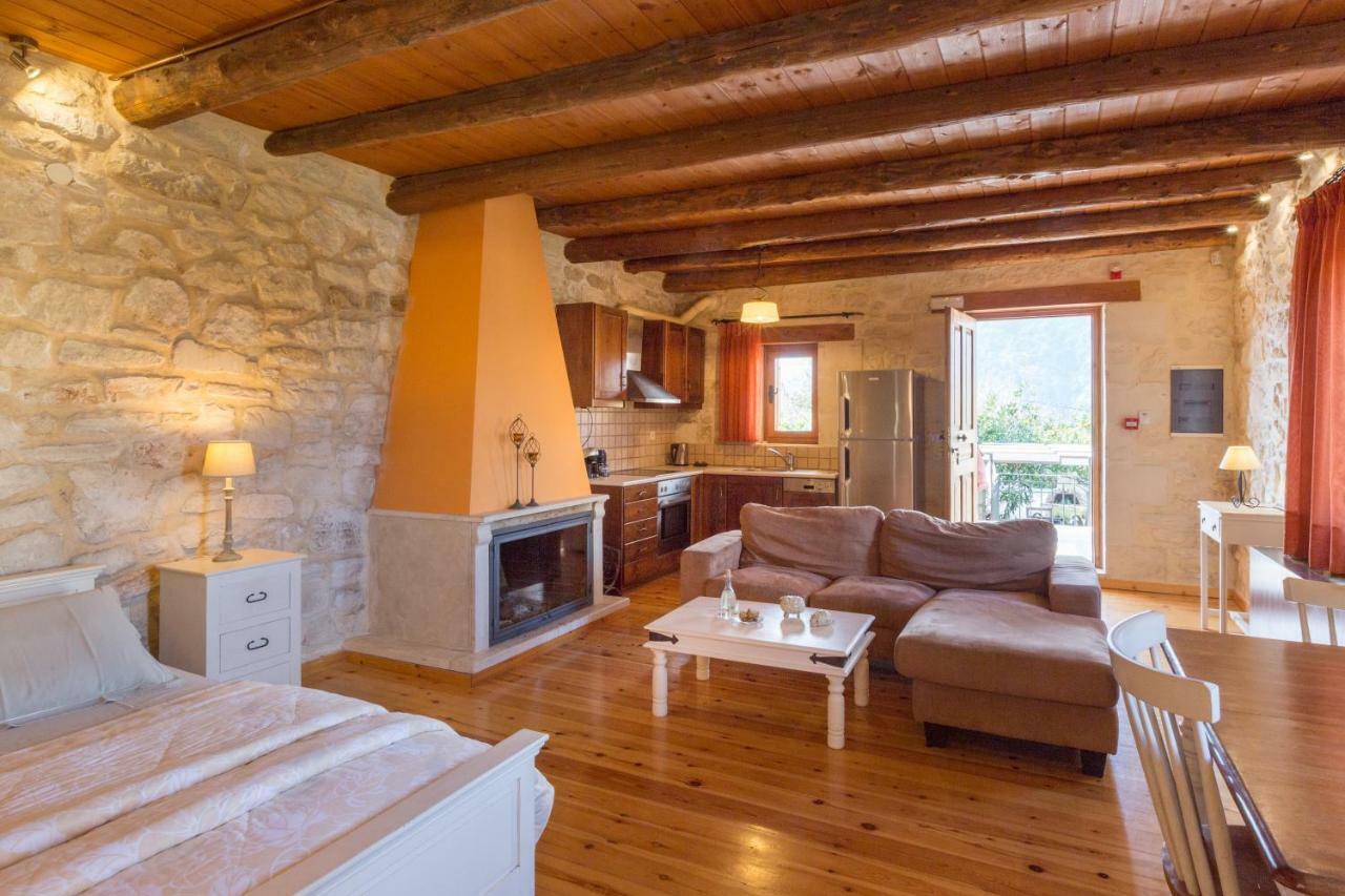 Arcus Suites Hotel Argiroupolis