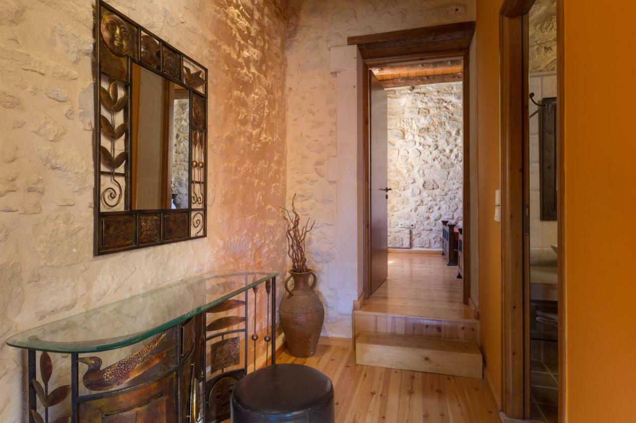 Hotel Arcus Suites Argiroupolis