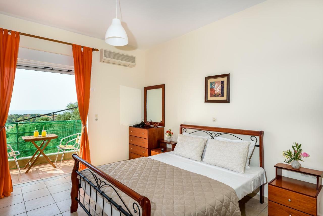 Golden Beach Hill Apartment