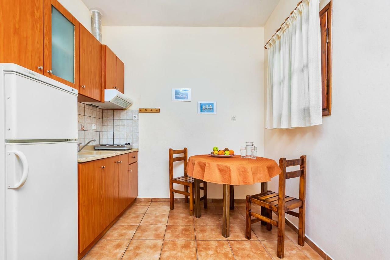 Xenios Loutra Village Karnagio Loutra (Kassandra)