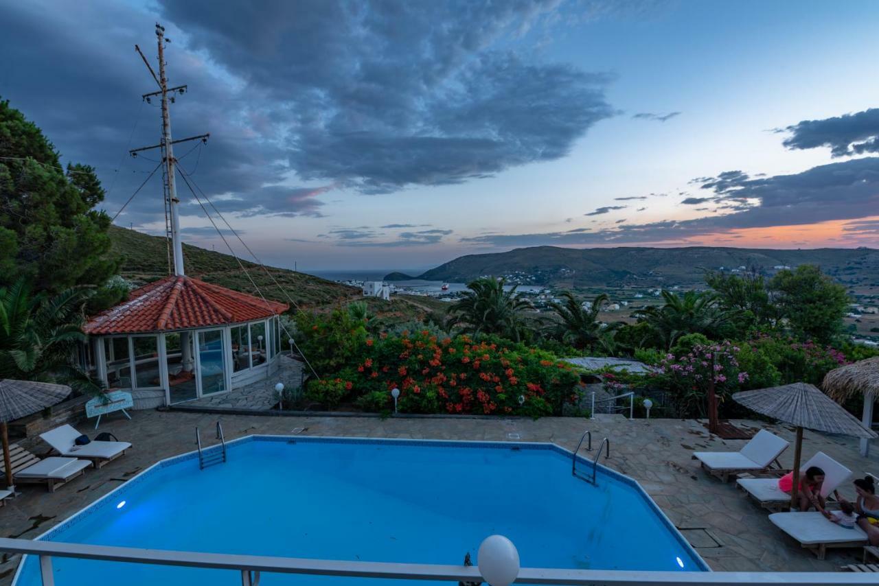 Kymothoi & Pool Bar Guest house 2*