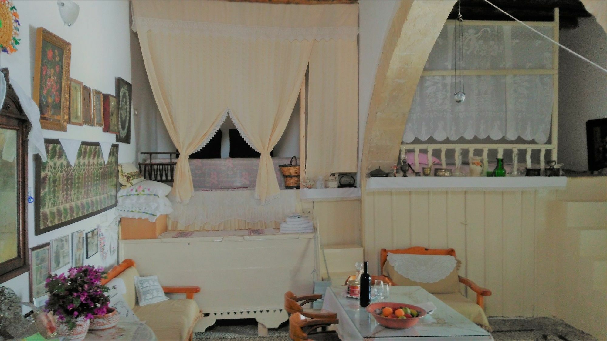 Kamariko Traditional House Apartment