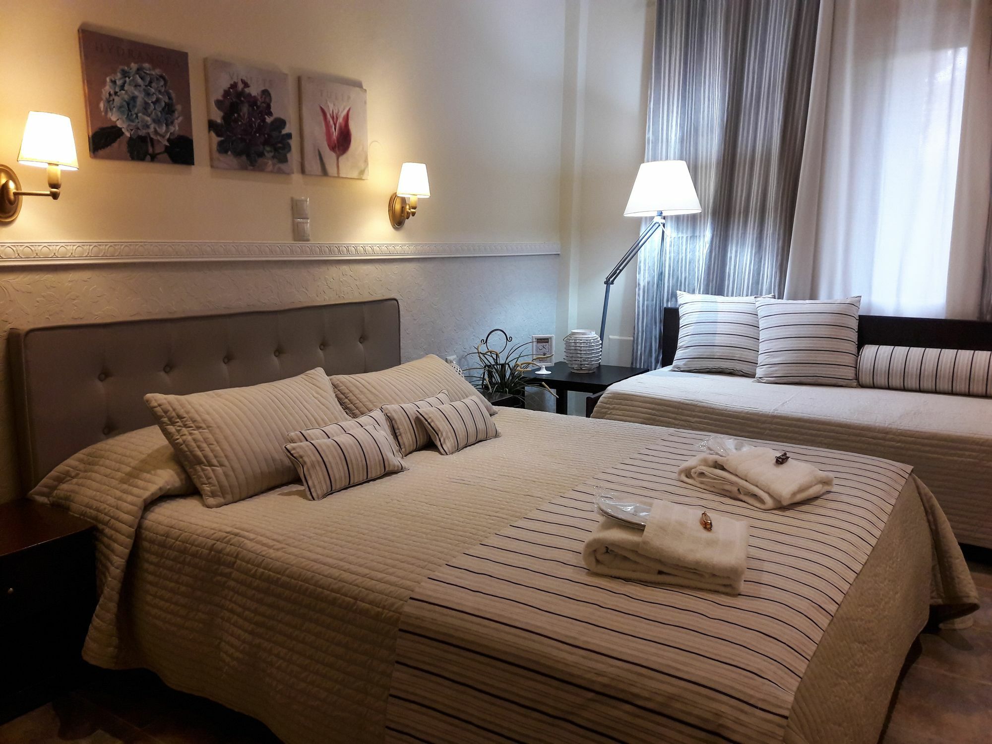 Kaloudis & Apartment Dassia (Corfu)