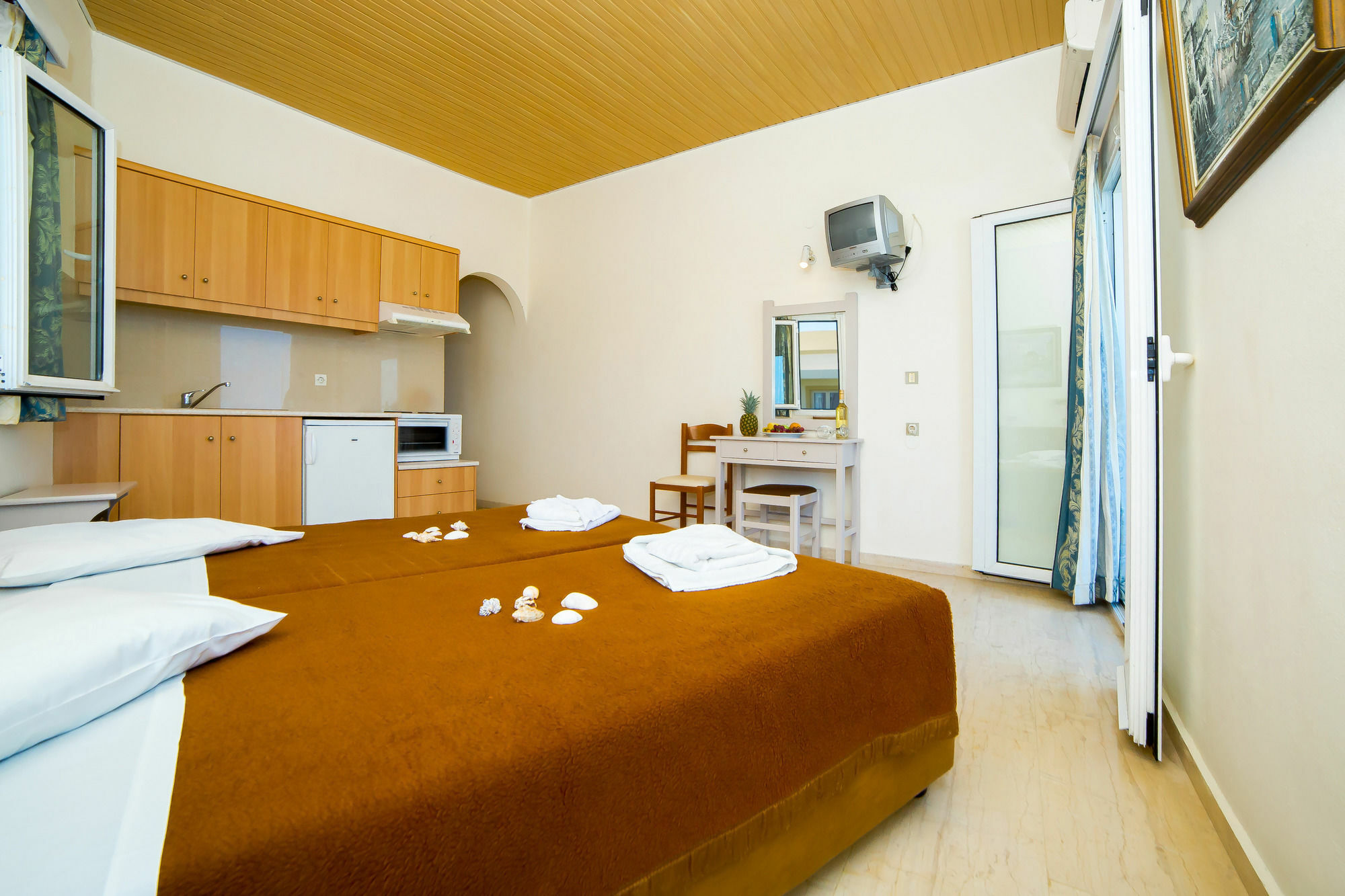 Apartment Theodosis *