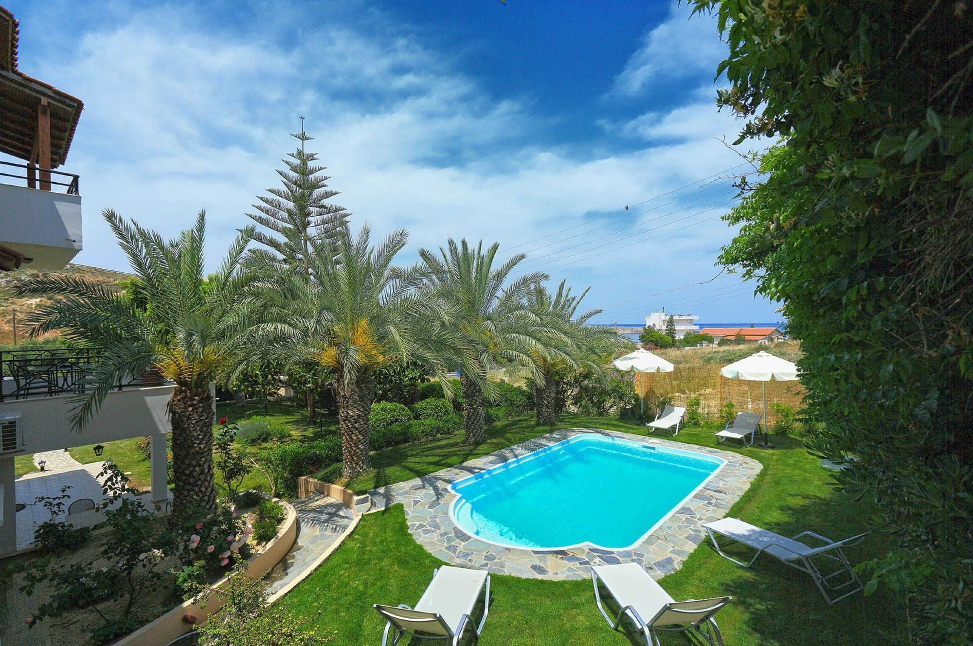 Villa Karteros