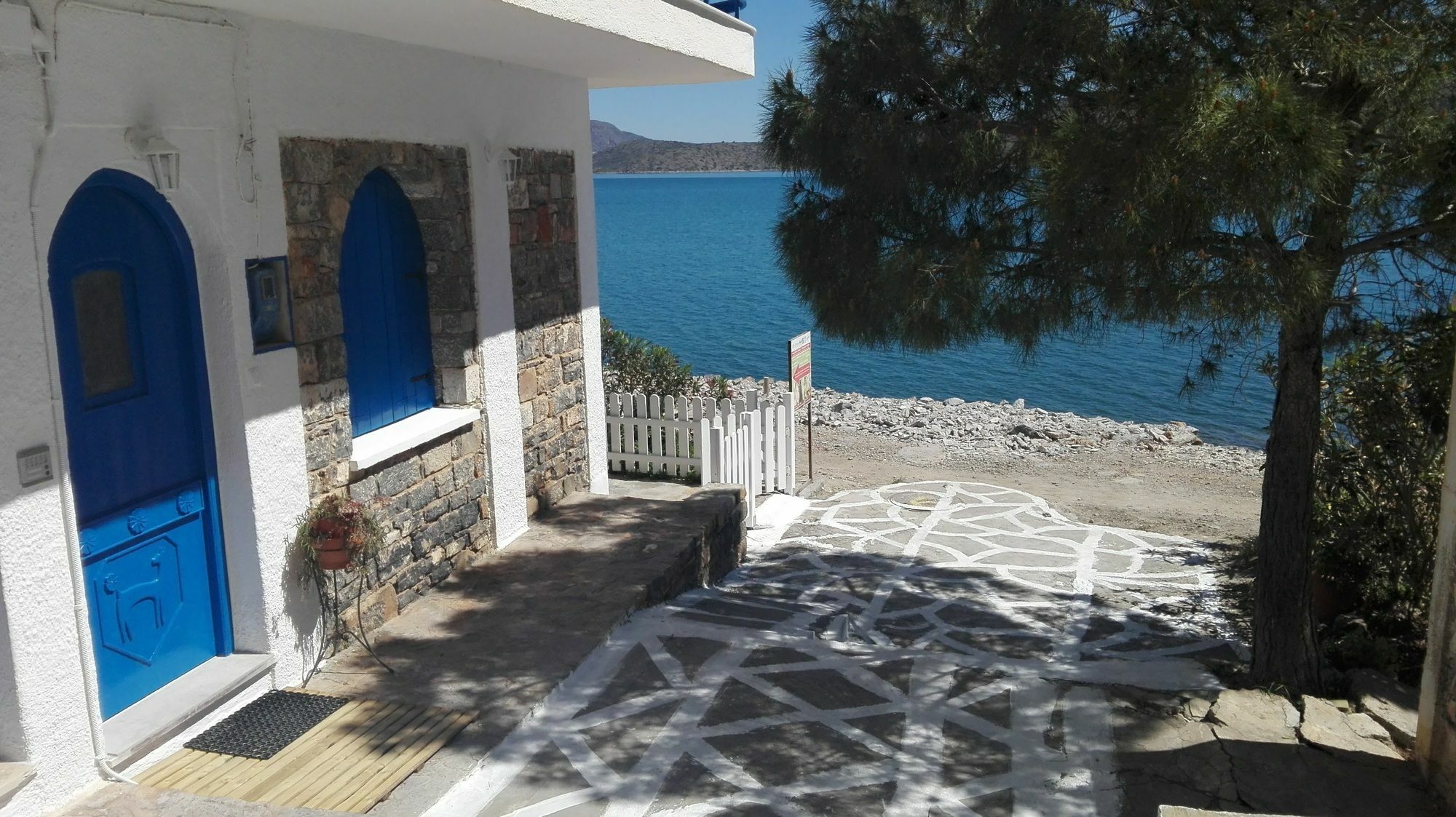 Eleftheria Sea Side Traditional House Holiday home Elounda (Crete)