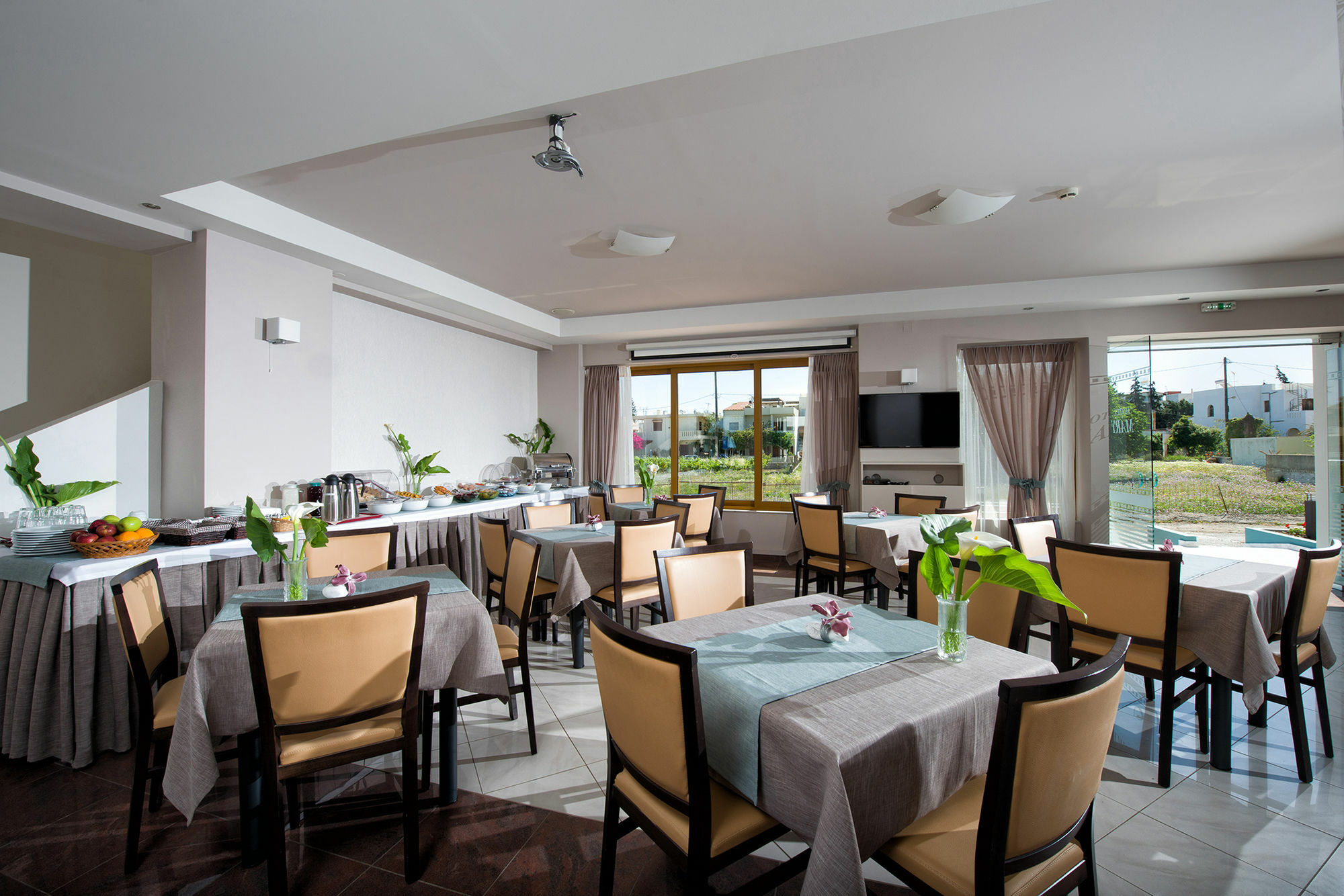 Mary & Mary Royal Aparthotel 3*