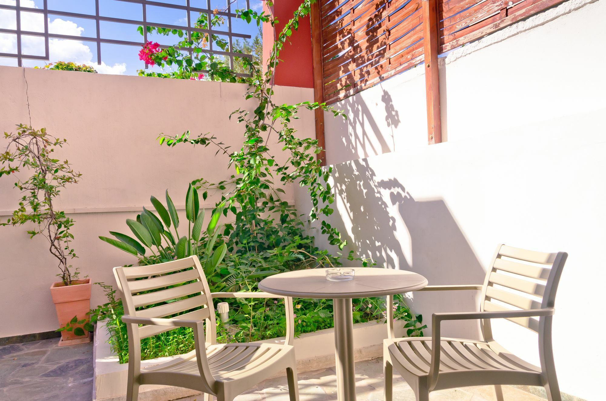 Aparthotel Talos Kato Daratso