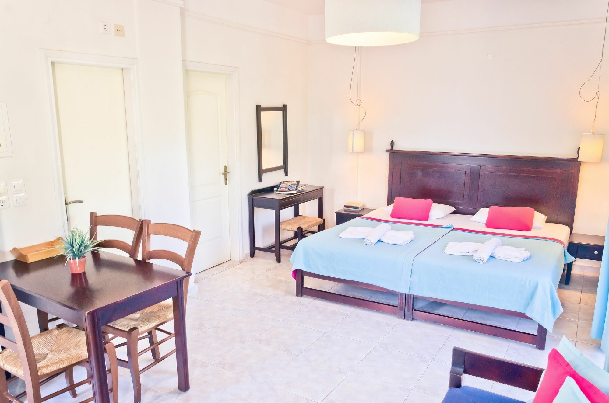 Aparthotel Talos 3*