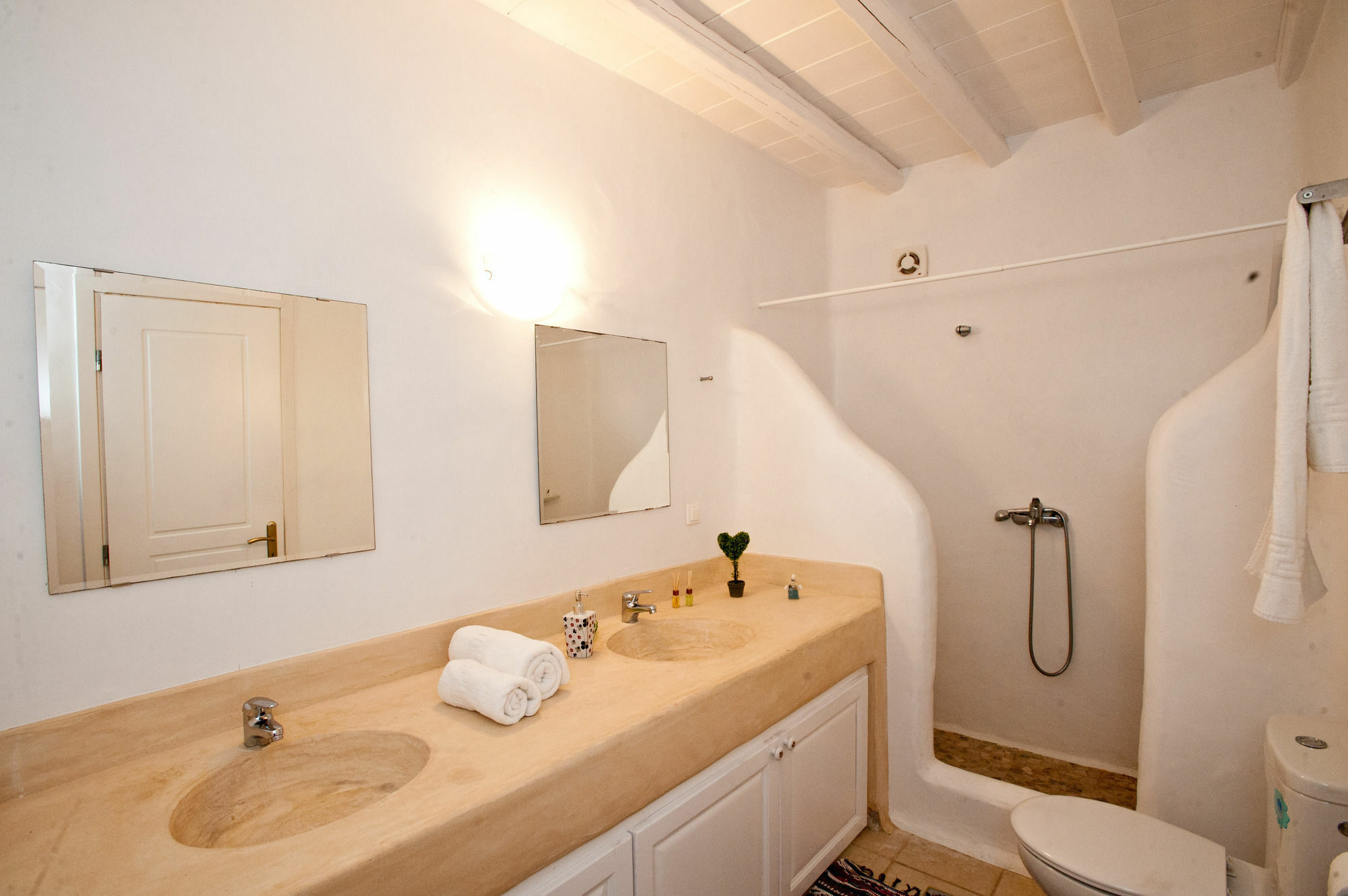 Sofia's Mykonos * Agios Ioannis Diakoftis