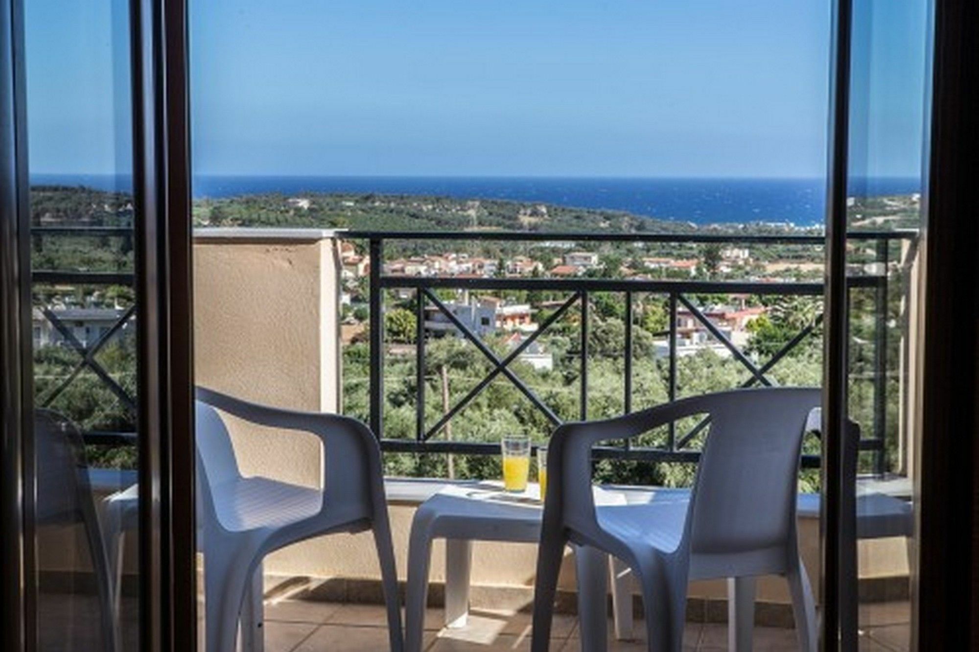 Helidonia Villas * Pigi (Crete)