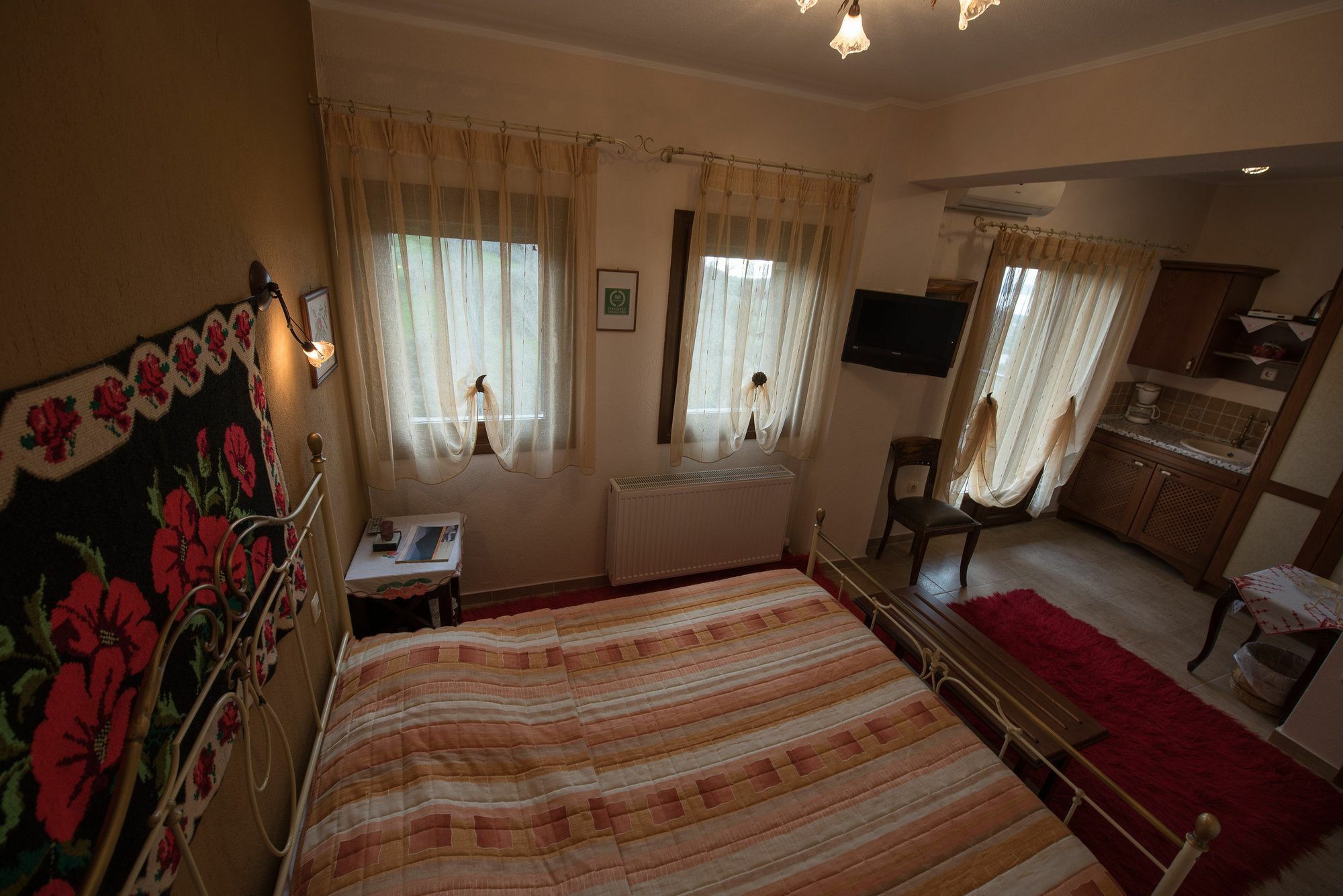 Chorostasi Guest house 3*
